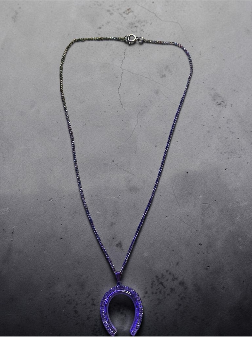 Shoe horse pendant necklace with rhinestones